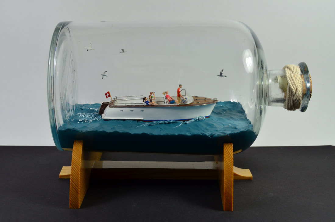 Runabout in Bottle